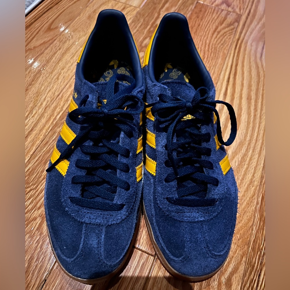 Adidas Navy Blue Spezials Sneakers